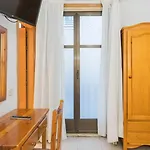 بيت ضيافة Centro 2*