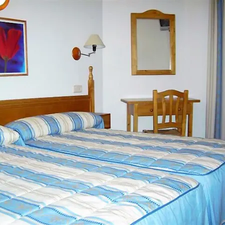 Πανσιόν Centro 2*